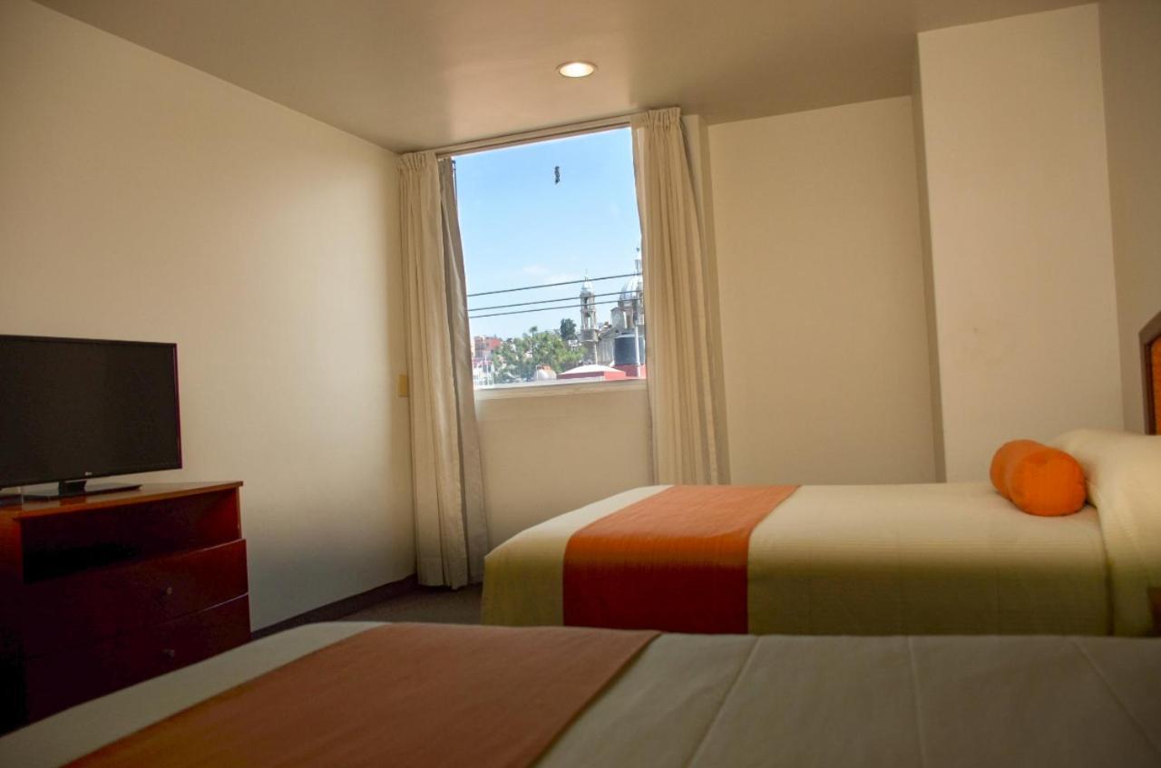 טולנסינגו Hotel Mediterraneo Sa De Cv מראה חיצוני תמונה